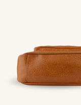 Betsy - Bowler bag