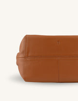 Betty - Bowler bag
