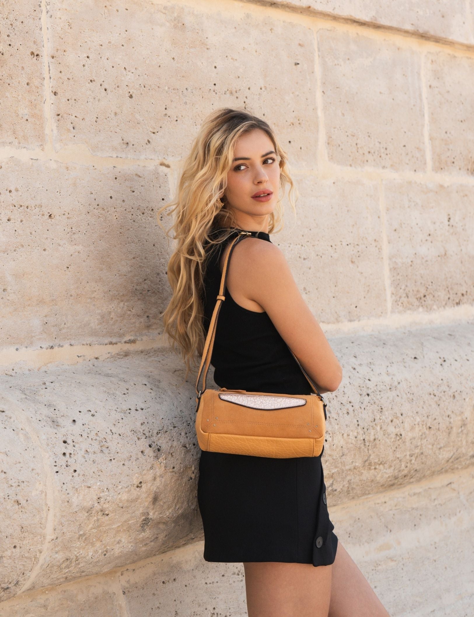 Betsy - Small Crossbody bag
