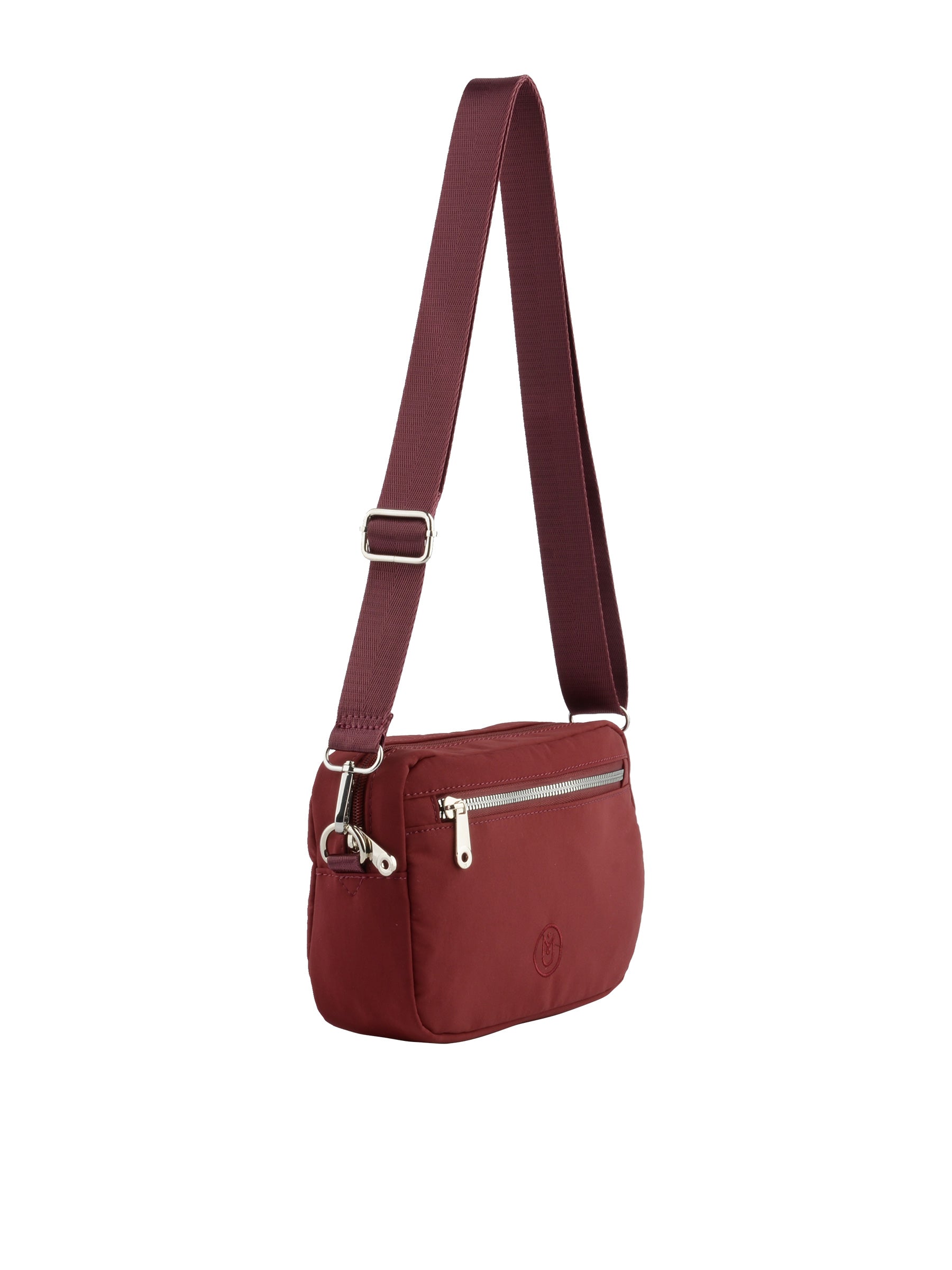 Mia - Porté travers Bordeaux